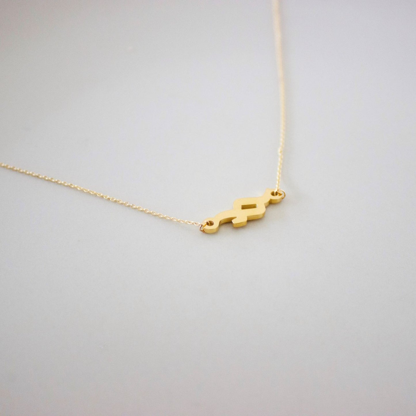 Hobb Necklace