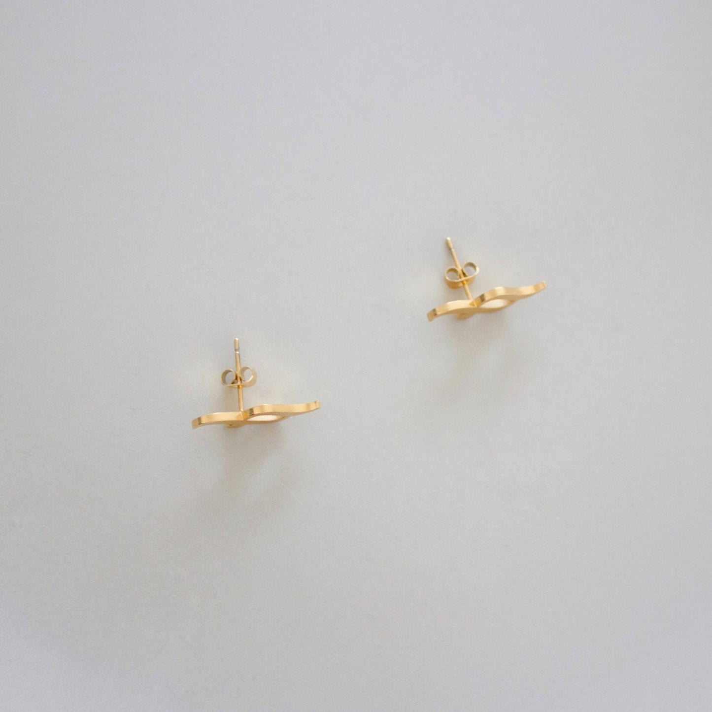 Hobb حب Earrings